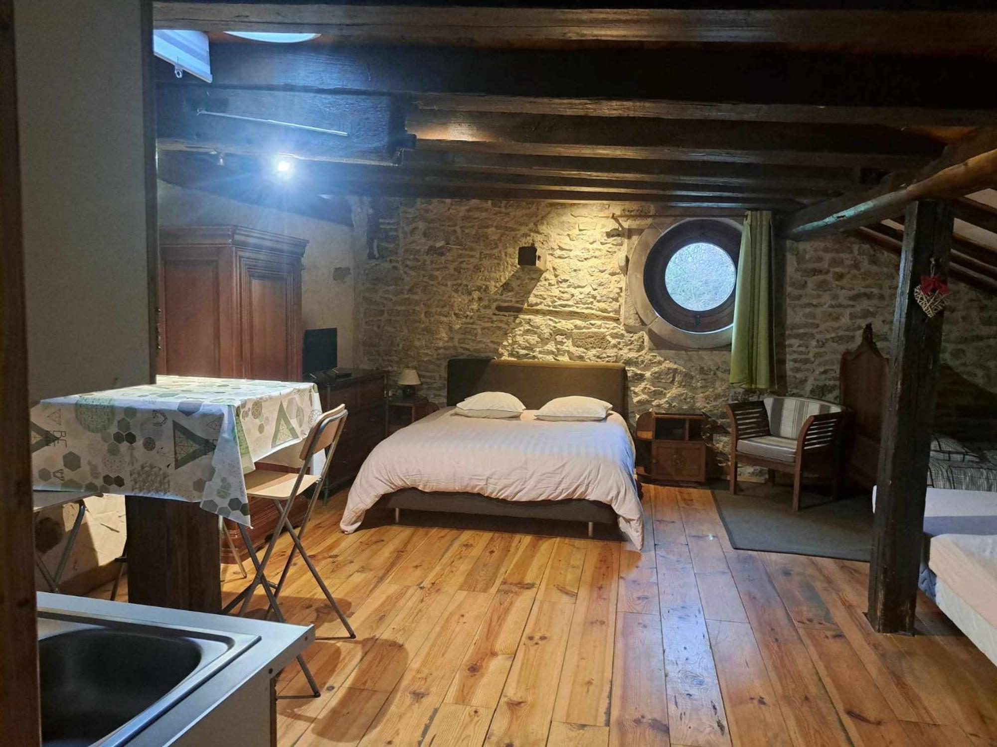 Chambres D'Hotes Les Hirondelles Gaubiving Exteriör bild