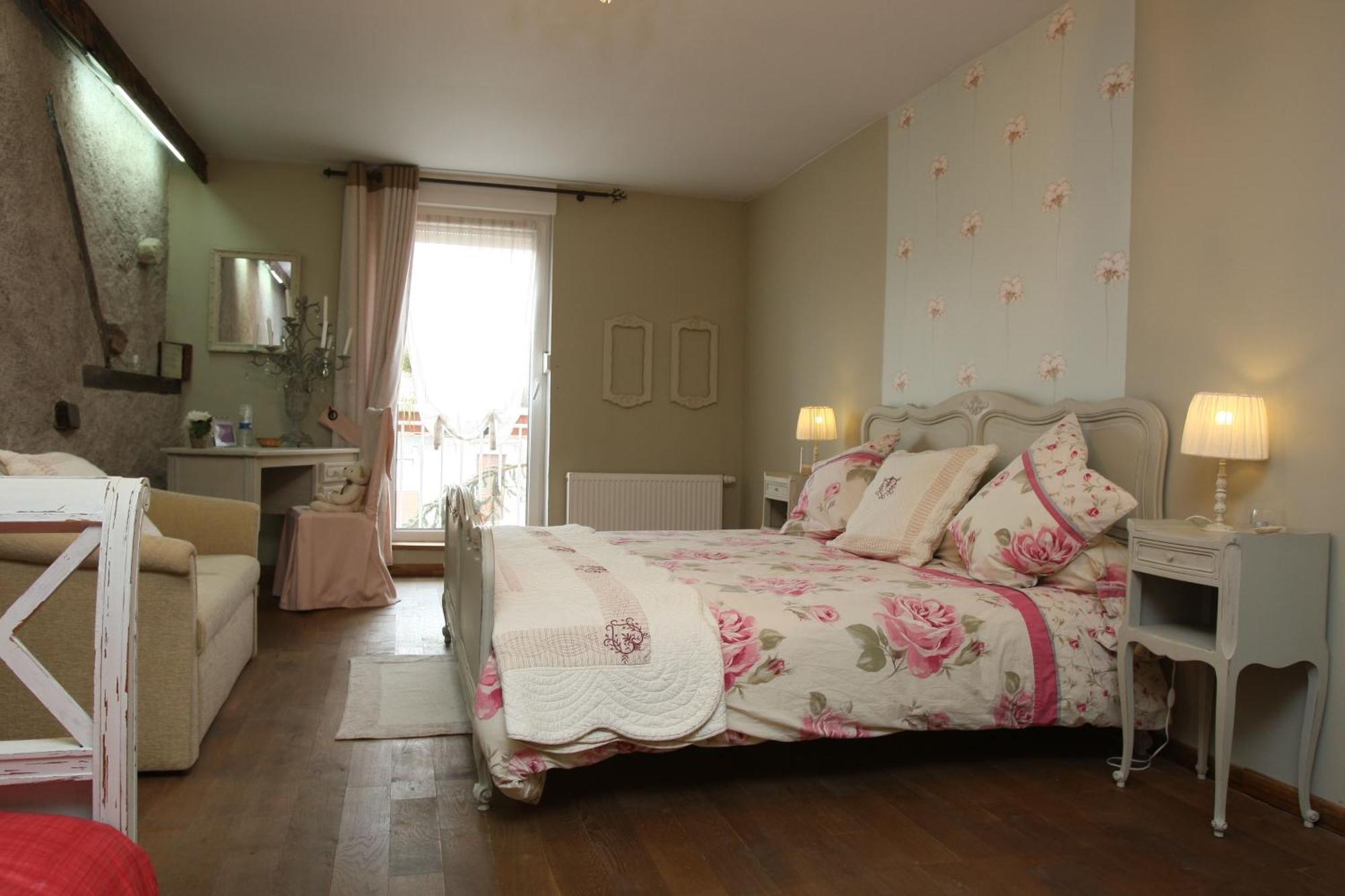 Chambres D'Hotes Les Hirondelles Gaubiving Exteriör bild